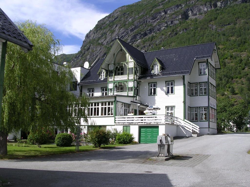 Hjelle Hotel Εξωτερικό φωτογραφία