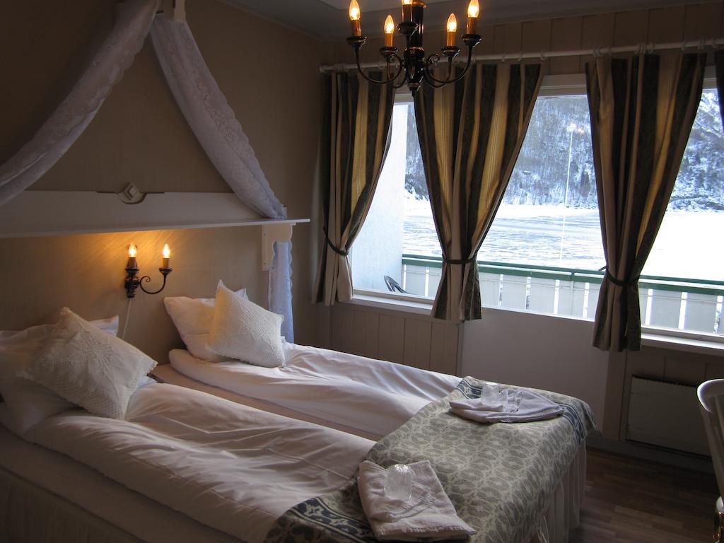 Hjelle Hotel Δωμάτιο φωτογραφία