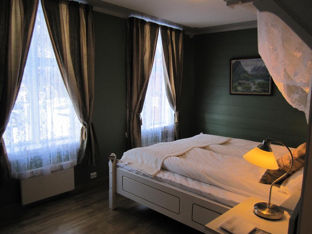 Hjelle Hotel Δωμάτιο φωτογραφία